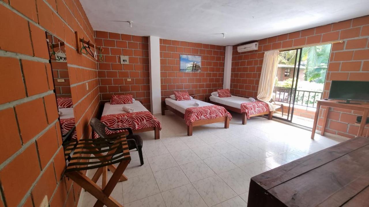 Hotel Bahia Yubarta バイーア・ソラノ エクステリア 写真