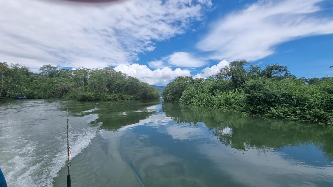 Hotel Bahia Yubarta バイーア・ソラノ エクステリア 写真