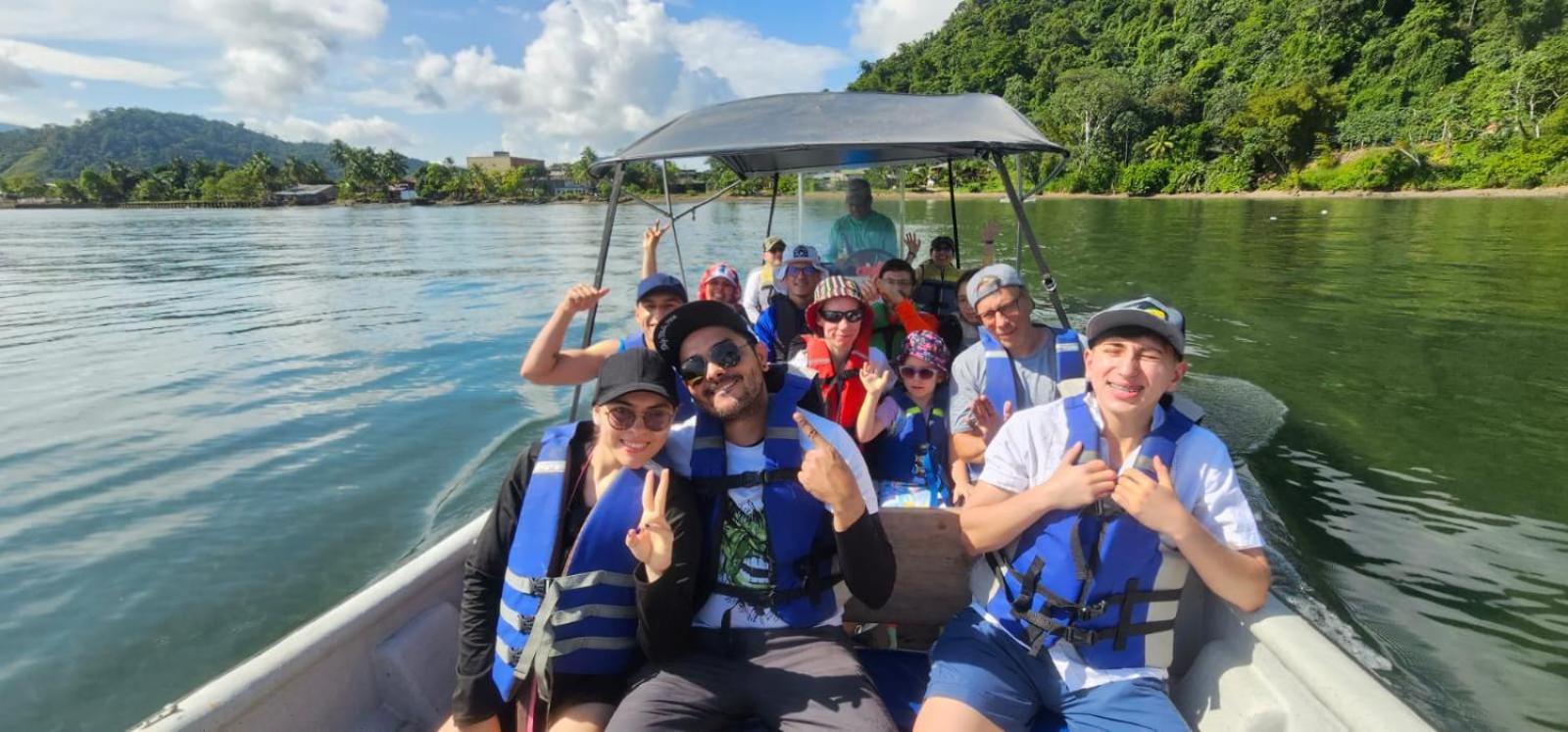 Hotel Bahia Yubarta バイーア・ソラノ エクステリア 写真