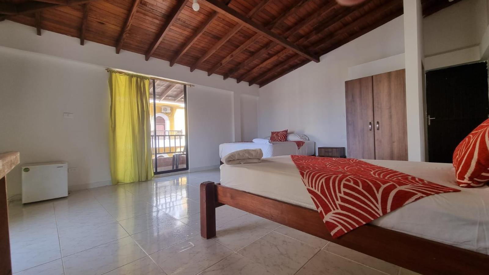 Hotel Bahia Yubarta バイーア・ソラノ エクステリア 写真